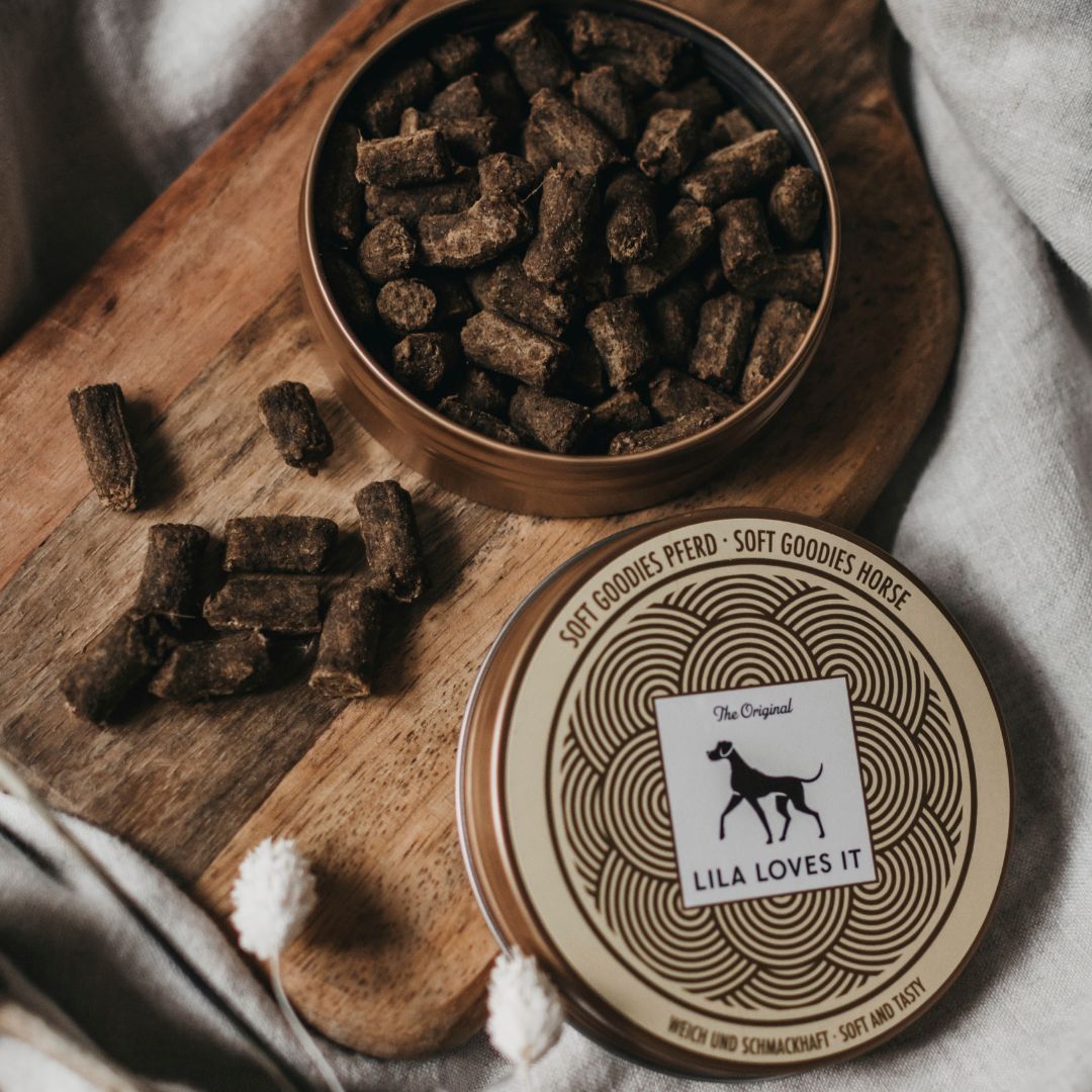 Lila-Loves-It-Hundeleckerlis-Pferd-Soft-Goodies-Mood-Größe