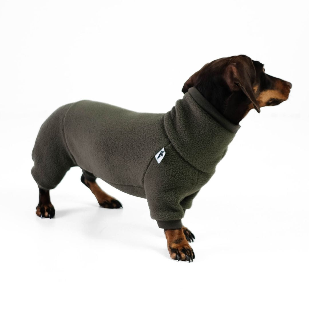 Karma-Hund-Hundepullover-Polar-Fleece-Overall-Dackel-Olive-Seite