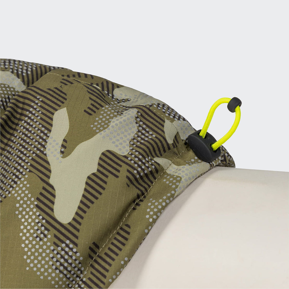 Cloud7-AKTIV-Alaska-Dackel-Camo-Detail4
