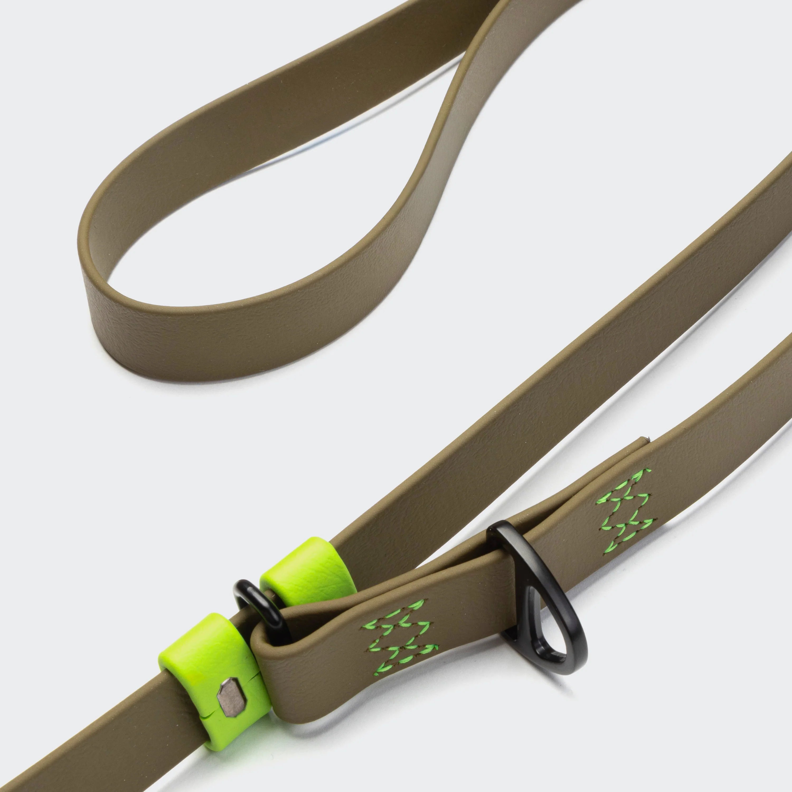 Cloud7-Freihandleine-BioThane-Ipanema-Olive-Neon-Green-Detail