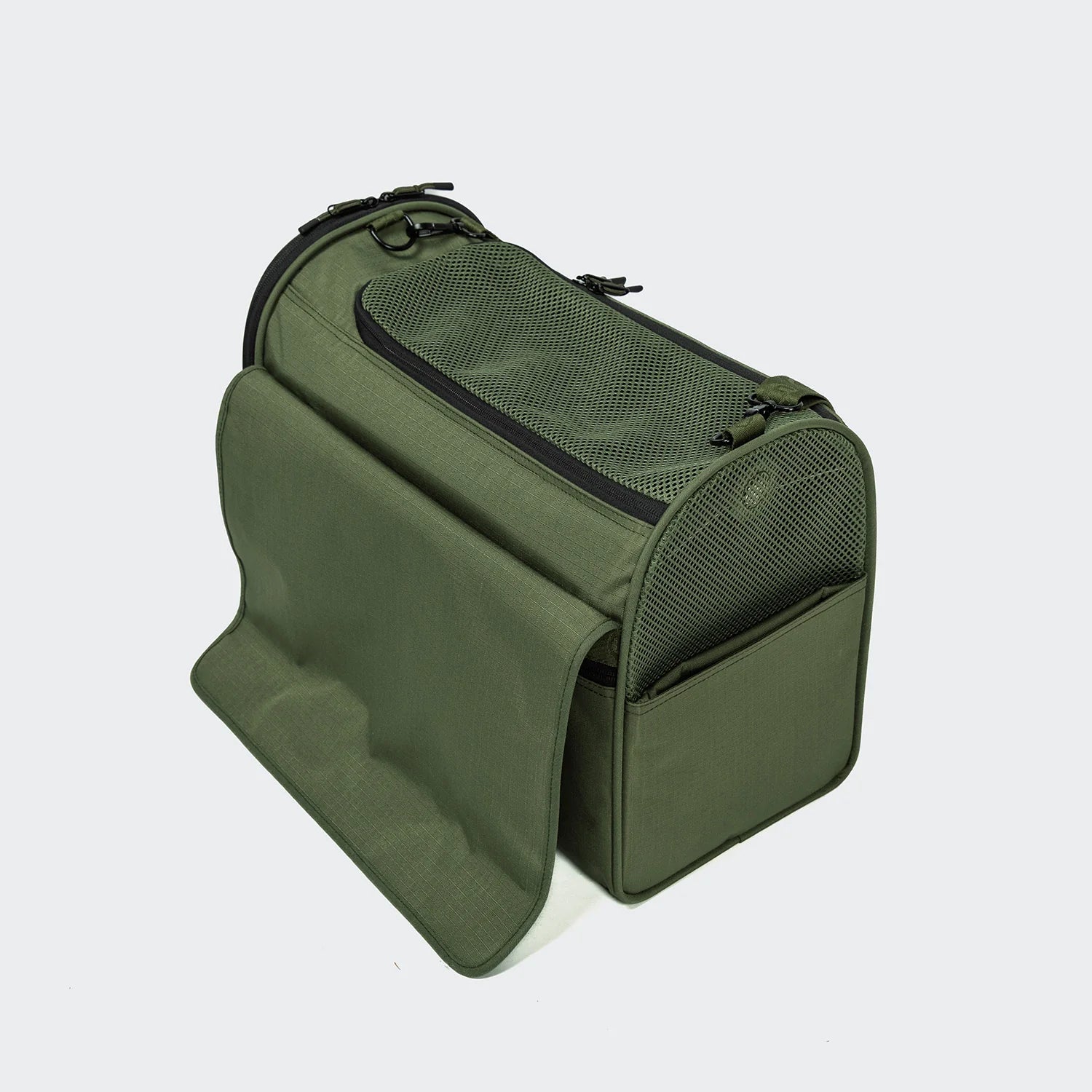 Cloud7-Hundeflugtasche-AKTIV-Olive-2