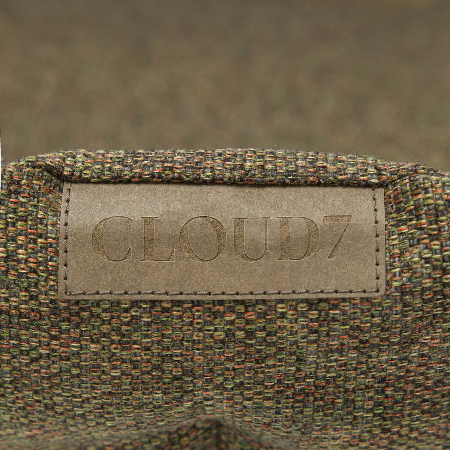 Cloud7-Hundekissen-Lazy-Mélange-Olive-Logo