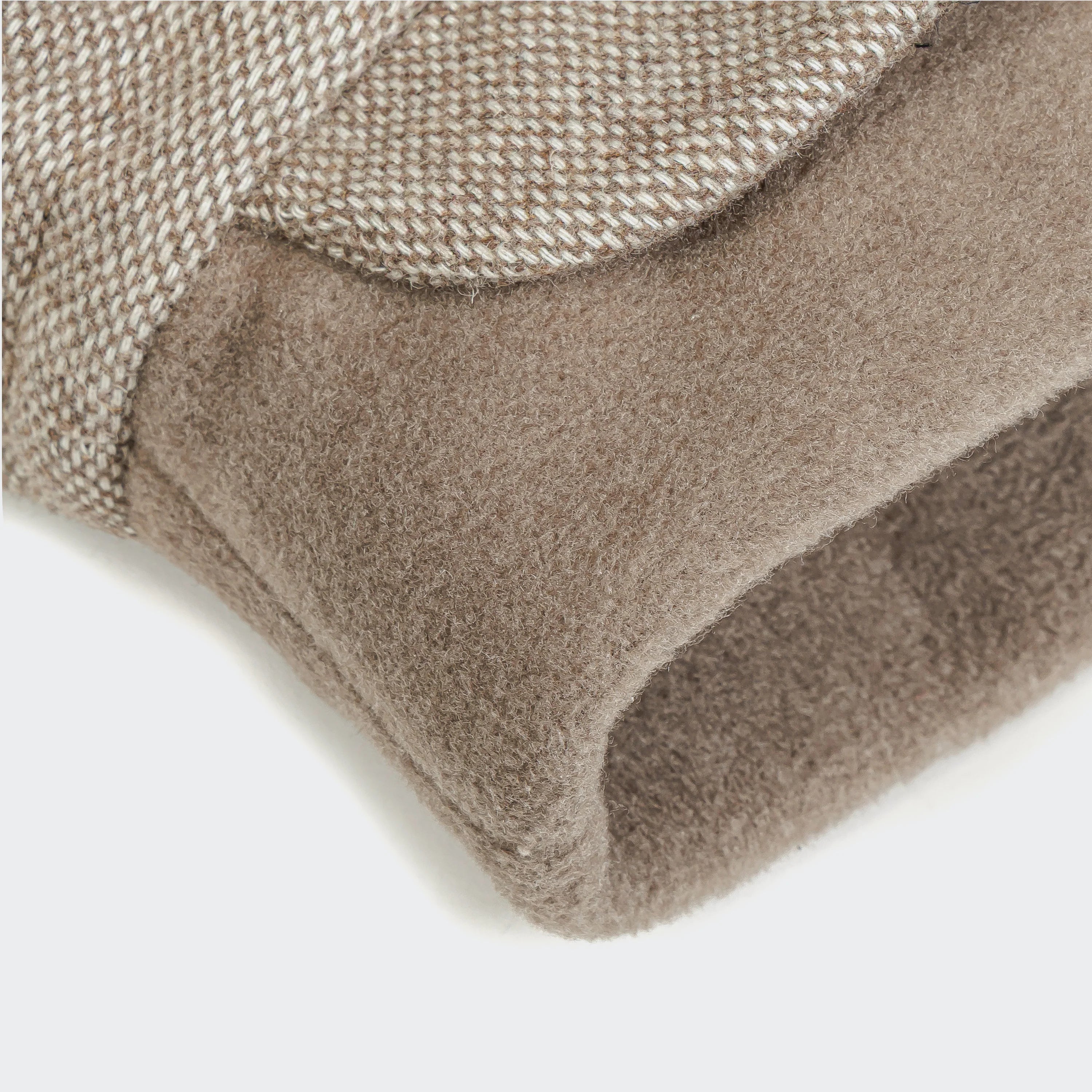 Cloud7-Hundemantel-Brooklyn-Dackel-Tweed-Beige-Detail2