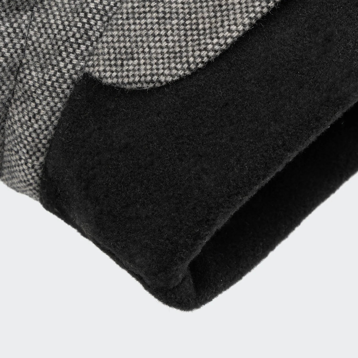 Cloud7-Hundemantel-Brooklyn-Dackel-Tweed-Black-Detail2