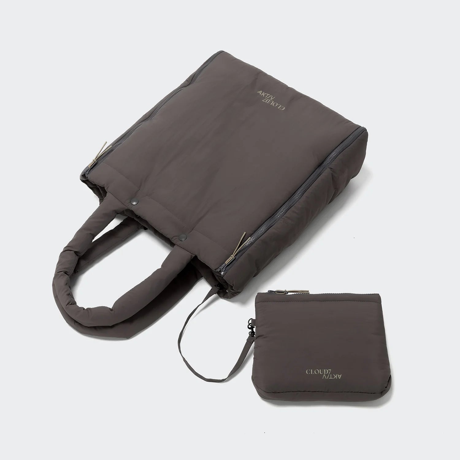 Cloud7-Hundereisebett-ToteBag-Aktiv-Puffer-DarkGrey-Detail