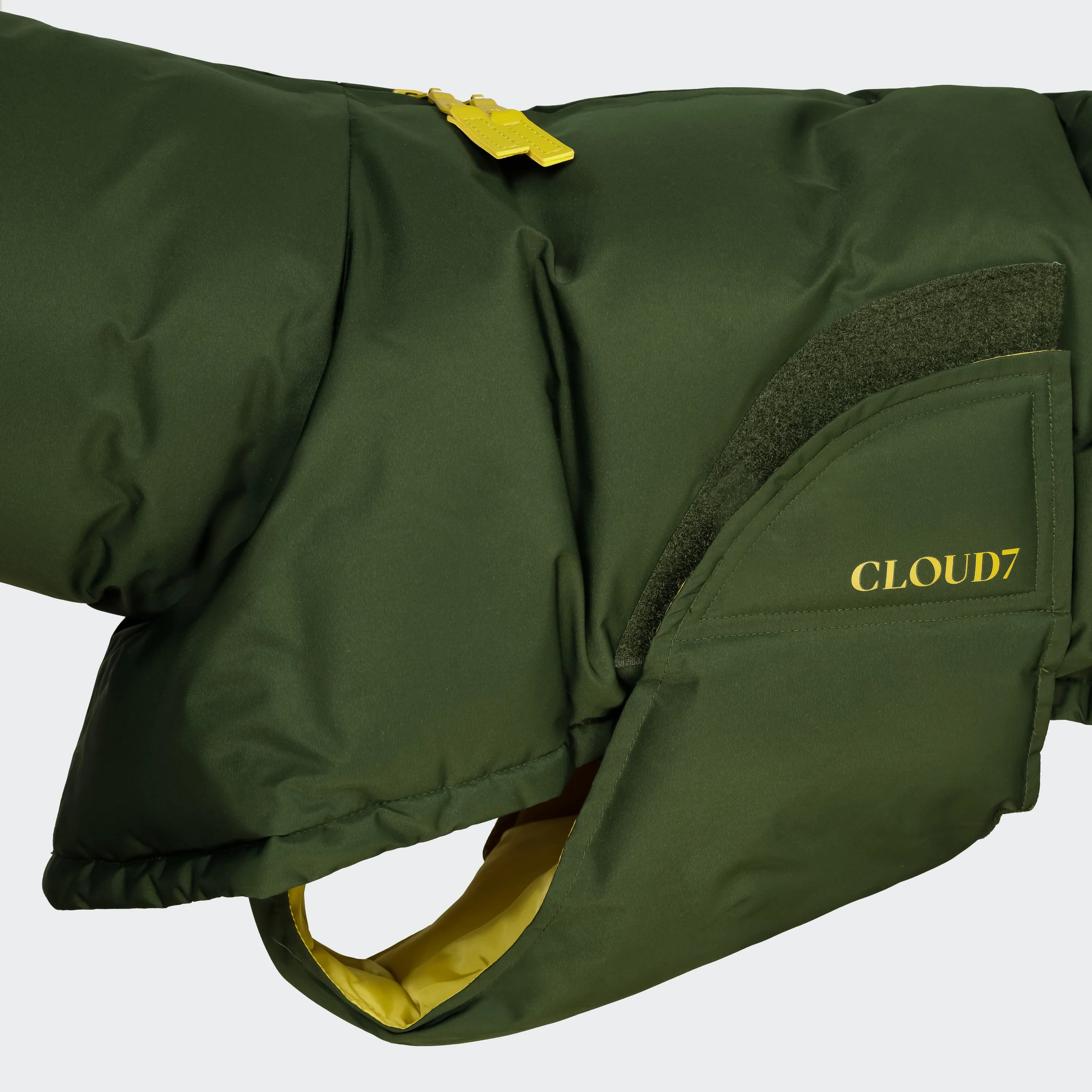 Cloud7-Hundewintermantel-Everest-Pro-Olive-Logo