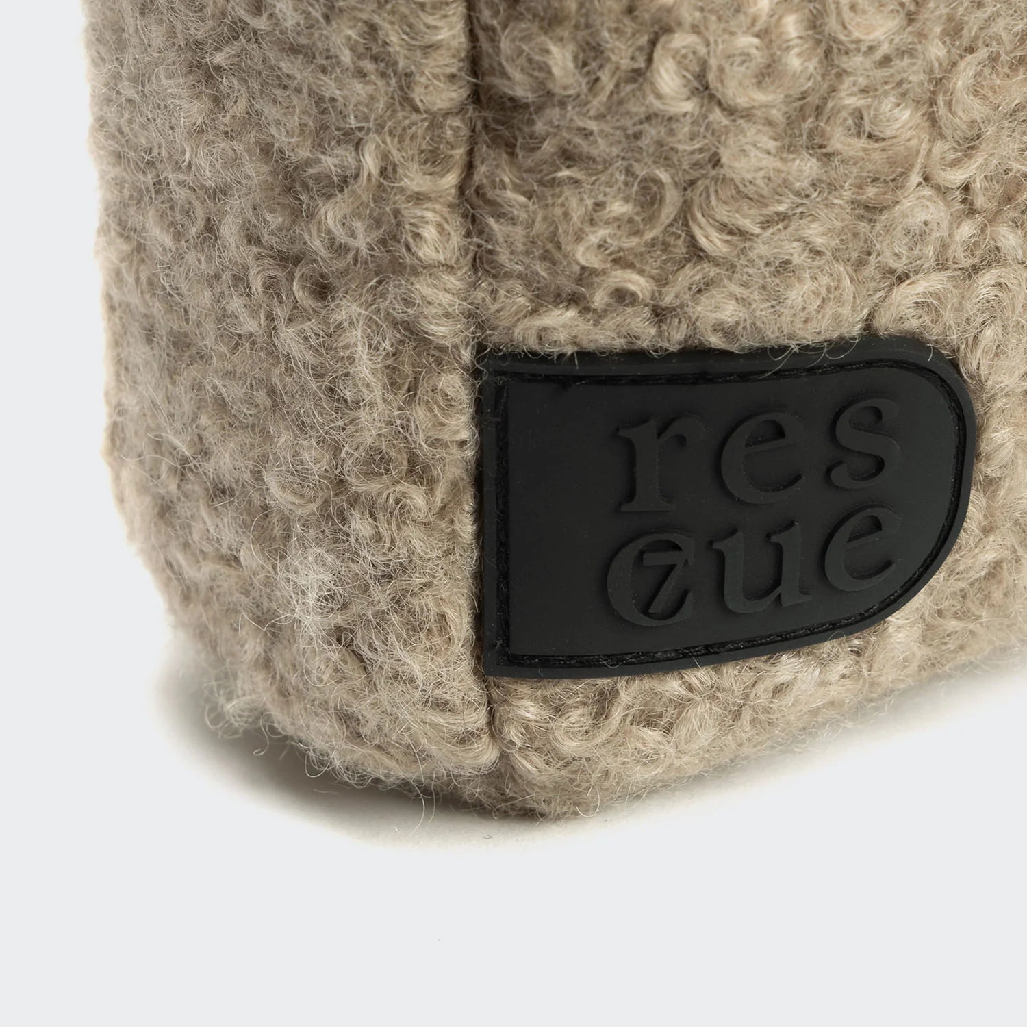 Cloud7-Resc7ue-Leckerlitasche-Plush-Sandy-Brown-2