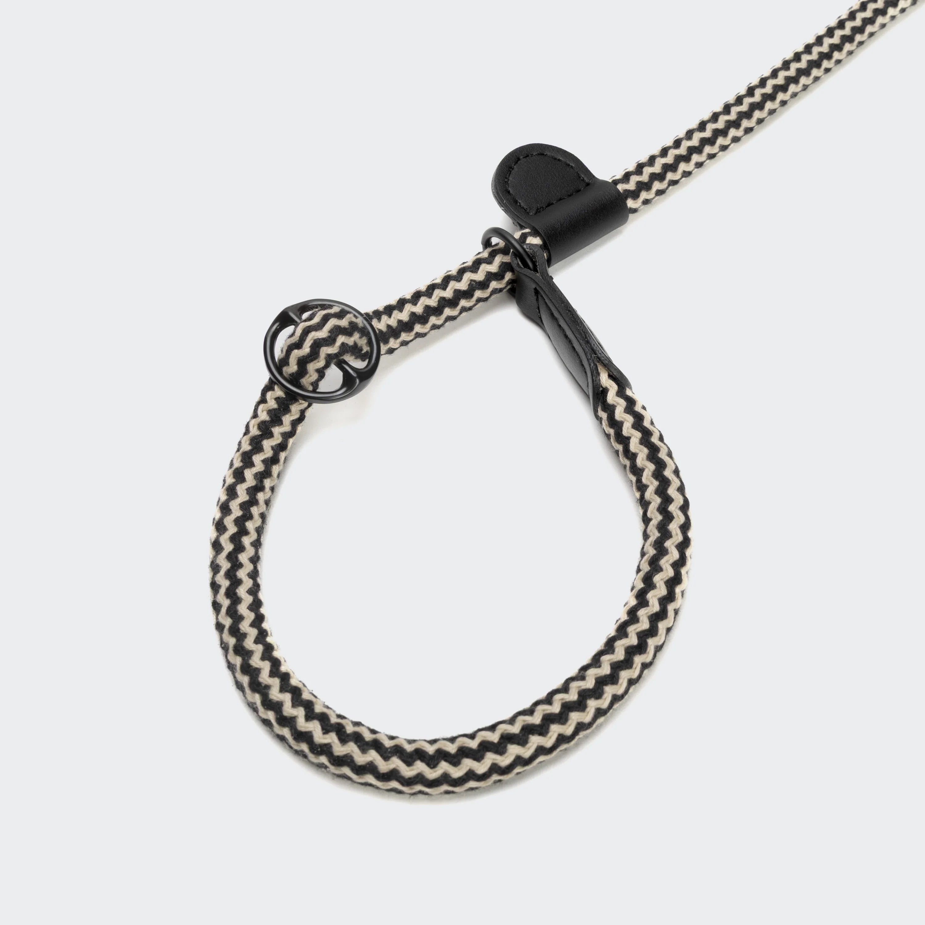 Cloud7-Retrieverleine-Mauerpark-Zigzag-Black-Detail-2