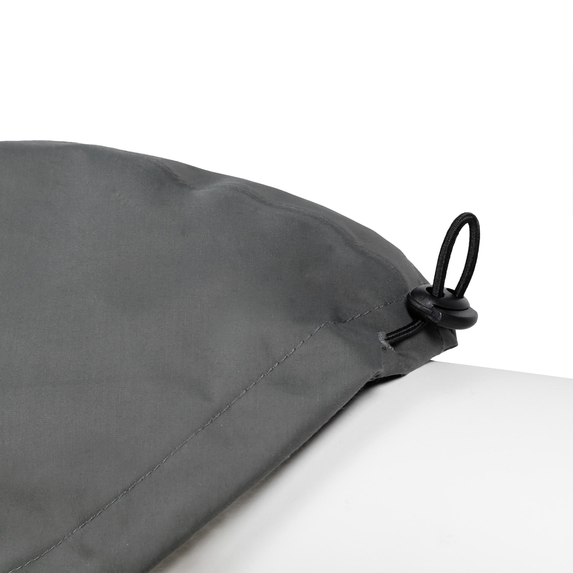 Cloud7xWoofstuff-Hunderegenmantel-Dublin-Dackel-Platinum-Detail