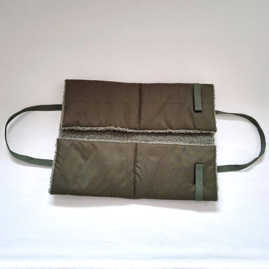 DogsintheCity-Reisematte-Travel-Pac-Paddy-Forest-Green-3