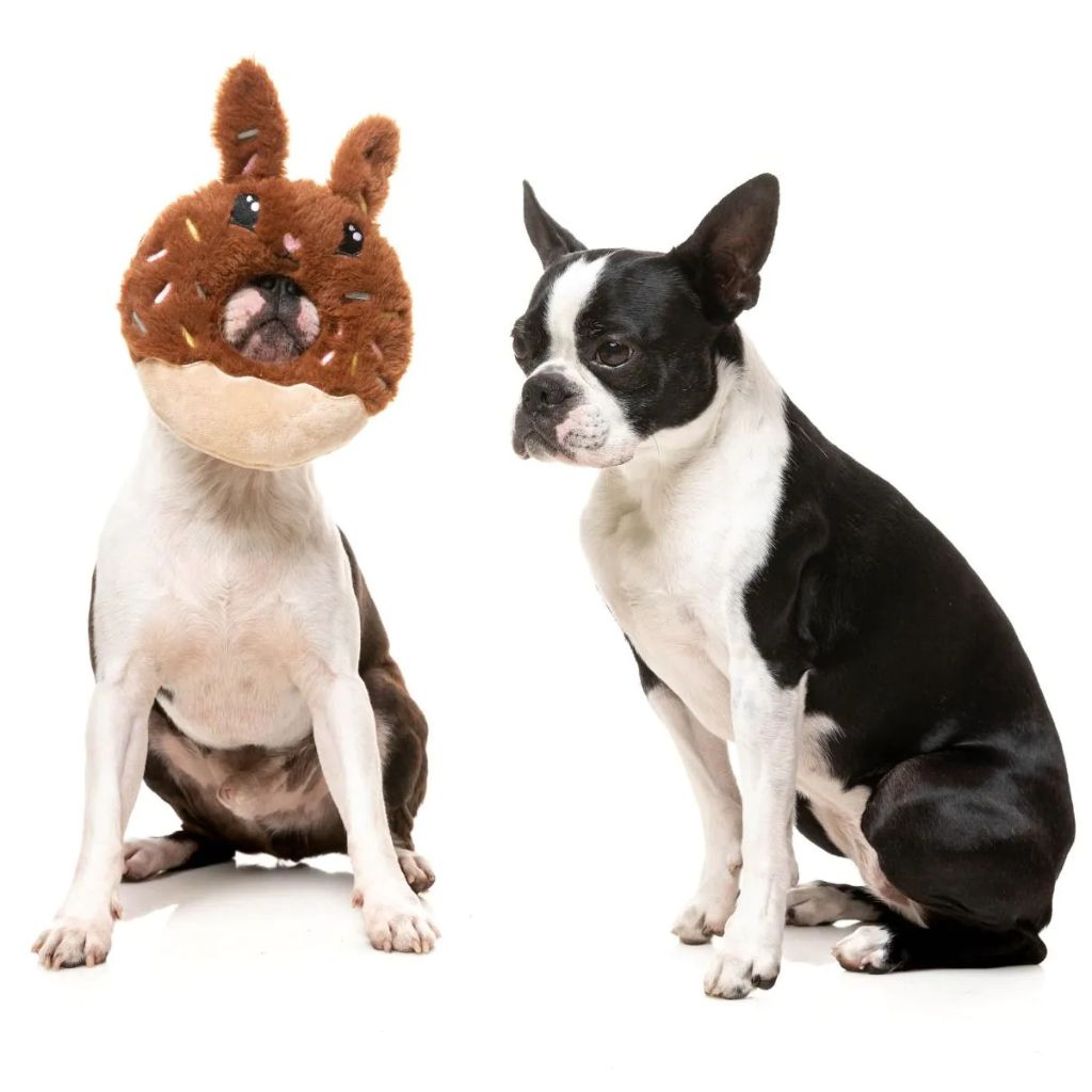 FuzzYard-Hundespielzeug-Big-Bunny-Donut-Hund2