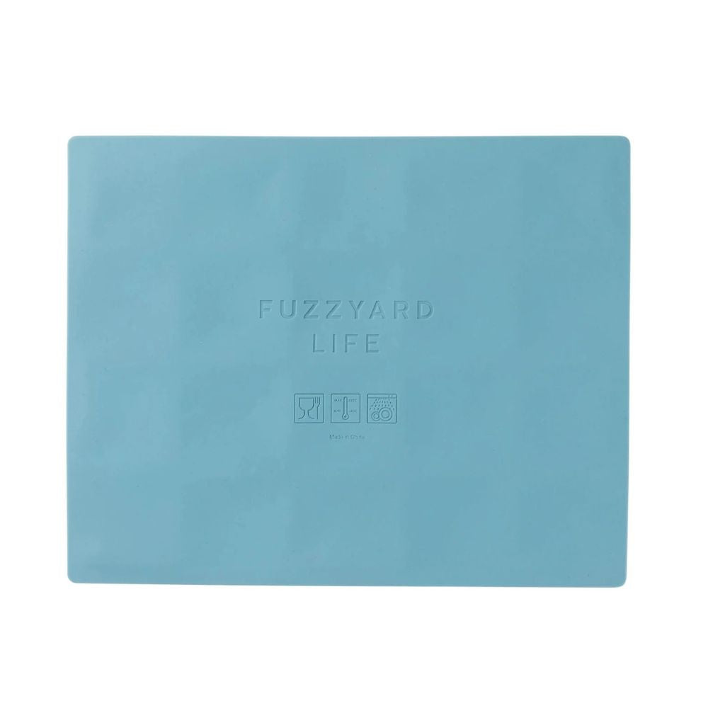 Fuzzyard-Schleckmatte-Hide-Treat-FrenchBlue-4