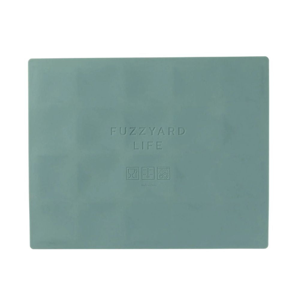 Fuzzyard-Schleckmatte-Hide-Treat-MyrtleGreen-4