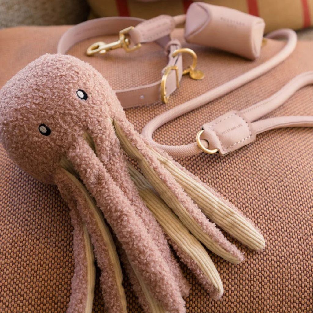 Fuzzyard-Sea-Life-Octopus-SoftBlush-Mood2