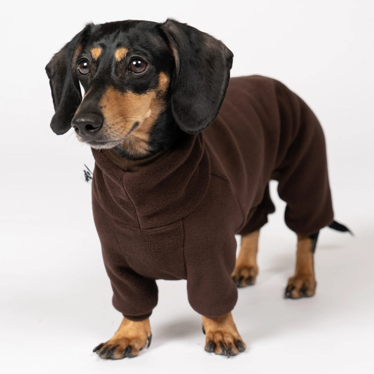 Karma-Hund-Fleece-Overall-Dackel-Dunkelbraun4