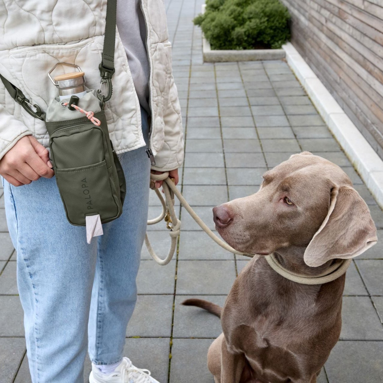 Palopa-Flaschen-Leckerlitasche-Boudi-Dark-Olive-Mood
