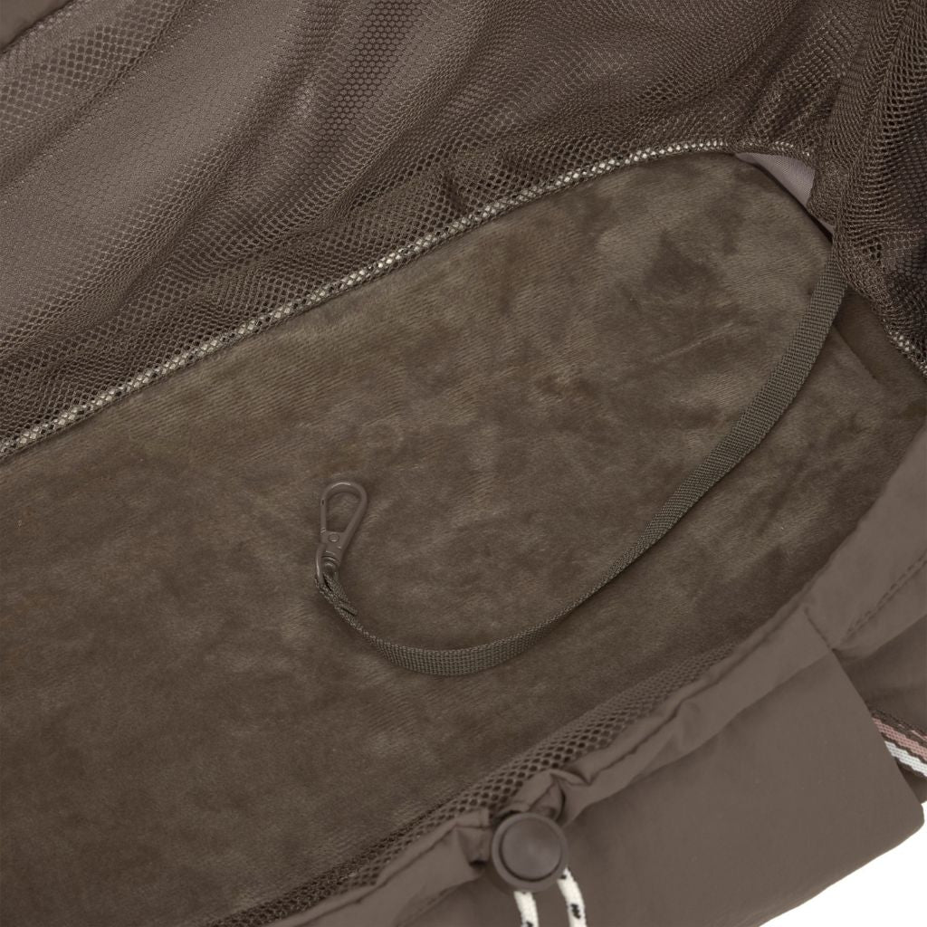 Palopa-Hundetragetasche-Bara-Crinkled-Chocolate-Detail