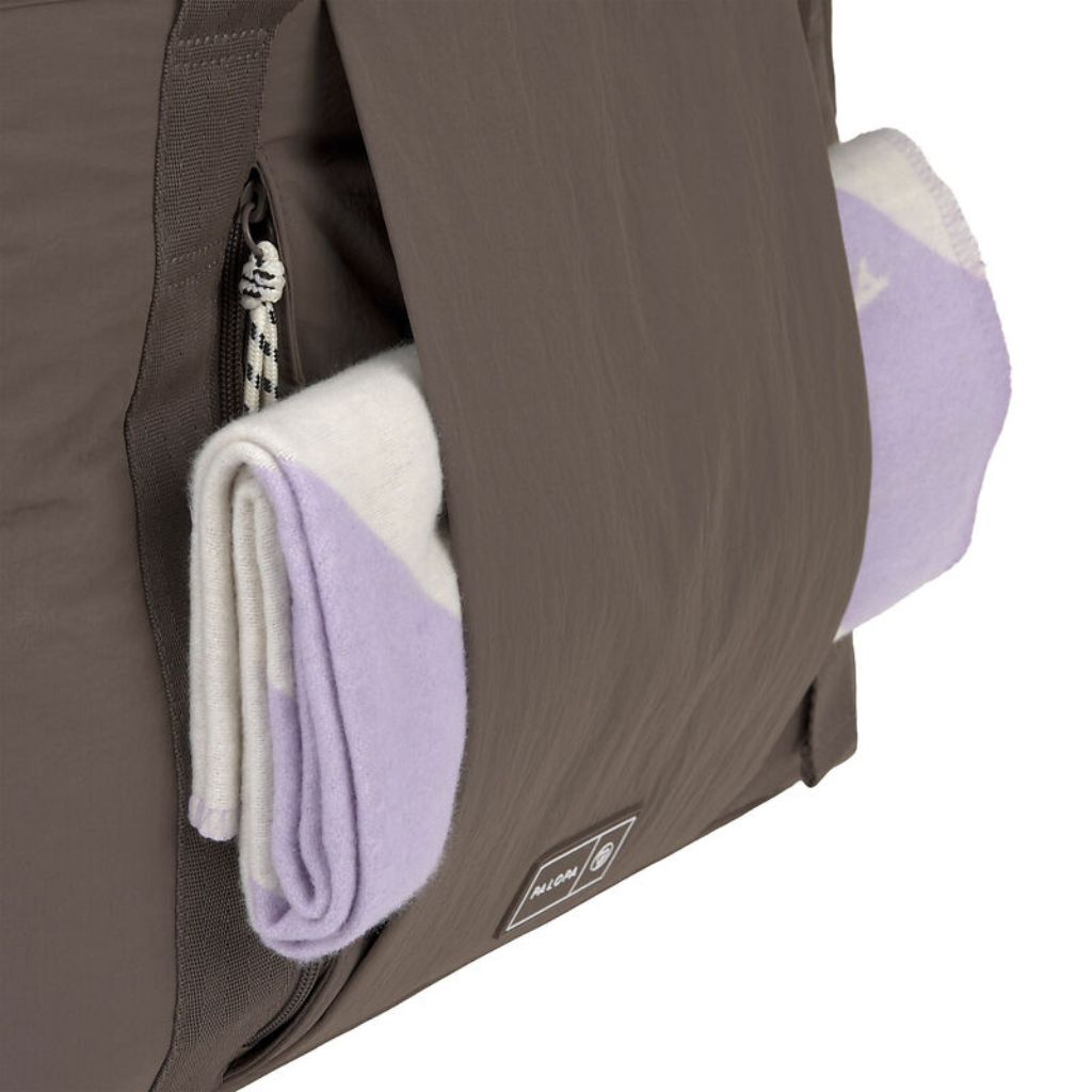 Palopa-Hundetragetasche-Weda-Crinkled-Chocolate-8