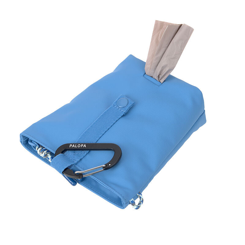 Palopa-Leckerlibeute-Karl-Sky-Blue-liegend