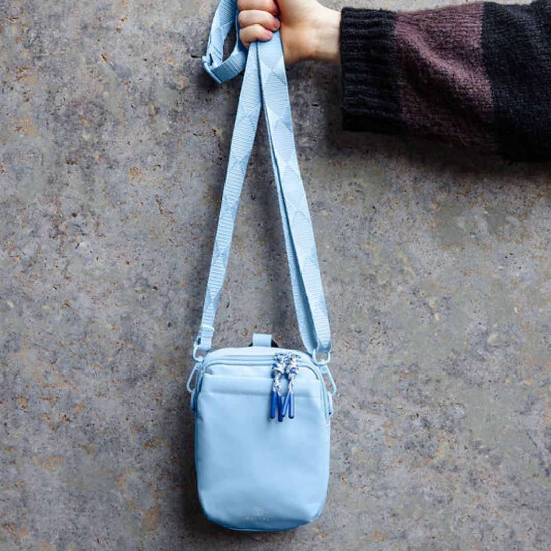 Palopa-Leckerlibeutel-Greta-Light-Blue-Mood5