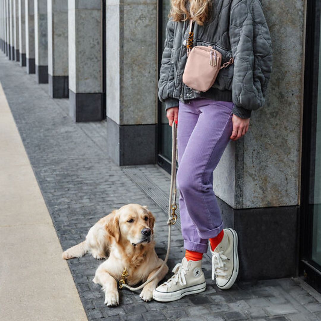 Palopa-Leckerlibeutel-Greta-Soft-Pink-Mood3