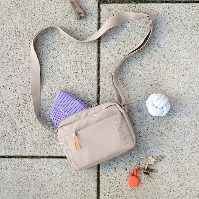 Palopa-Leckerlitasche-Noka-Taupe-Mood2