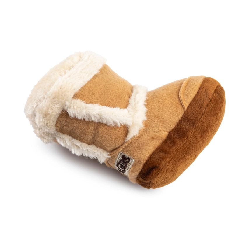 Pugg-Boot-Hundespielzeug-Haute-Diggity-Dog-liegend