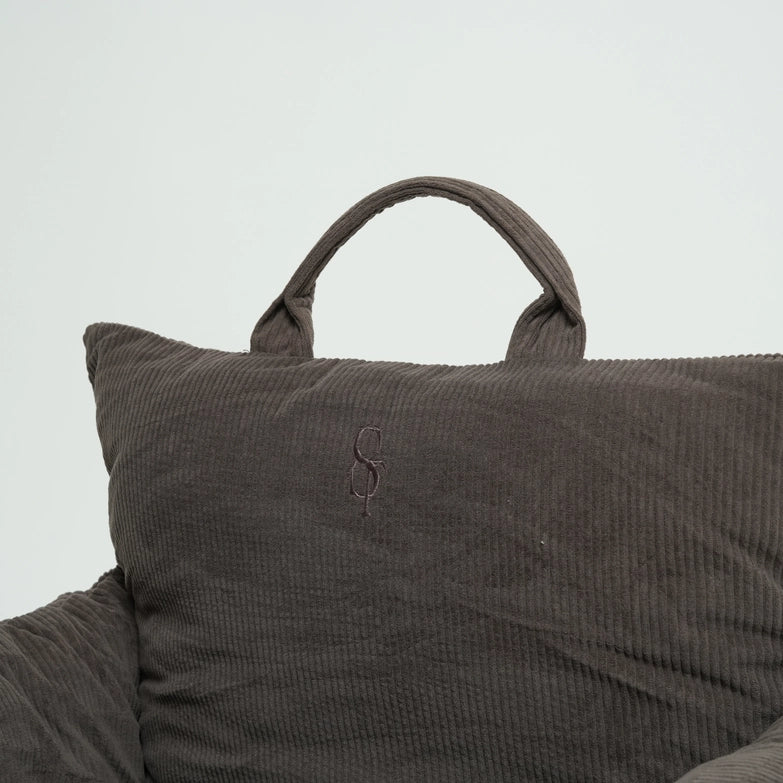 Staey-Hundeautositz-Lara-Cord-2.0-Taupe-Detail2