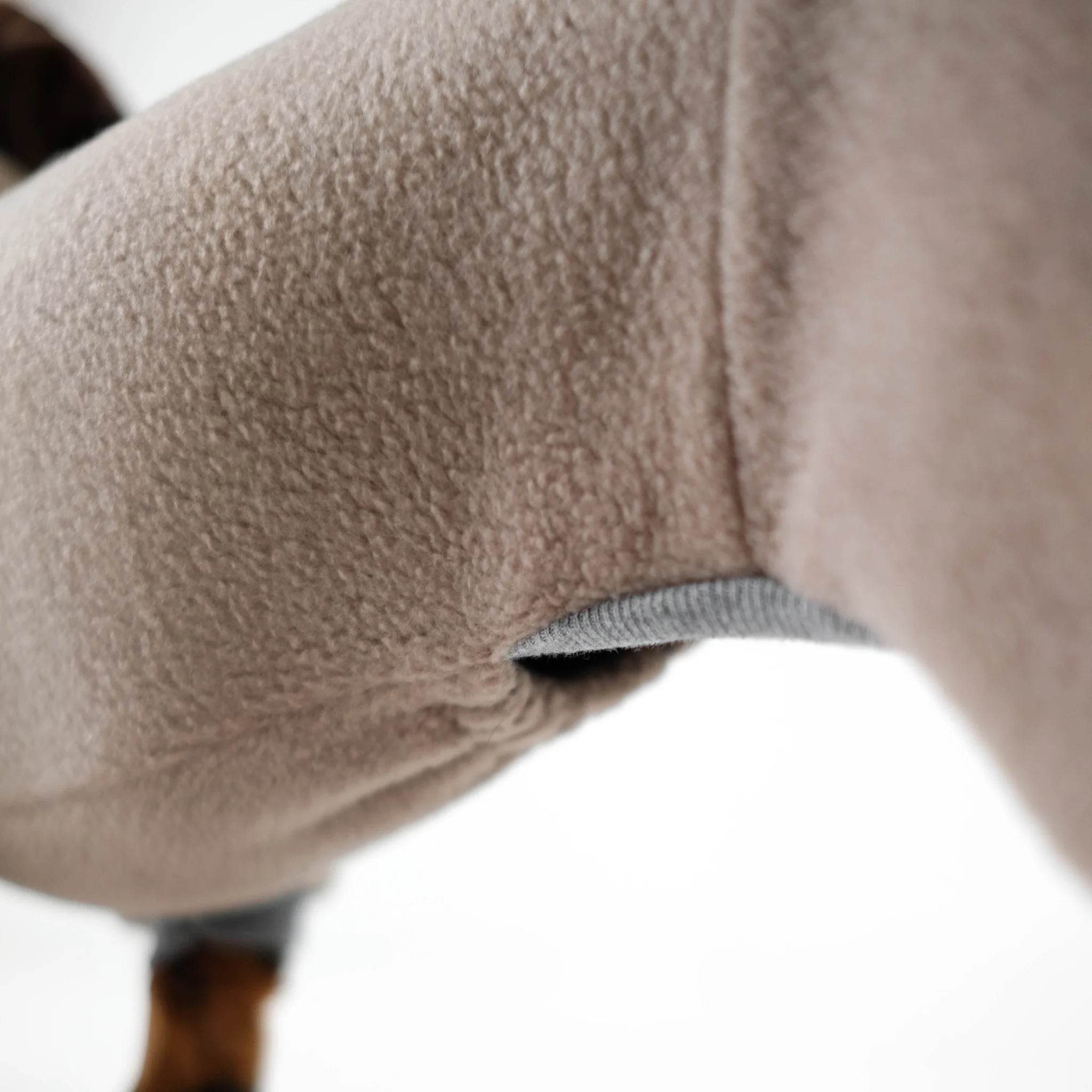 arma-Hund-Polar-Fleece-Overall-Dackel-Walnut-Detail