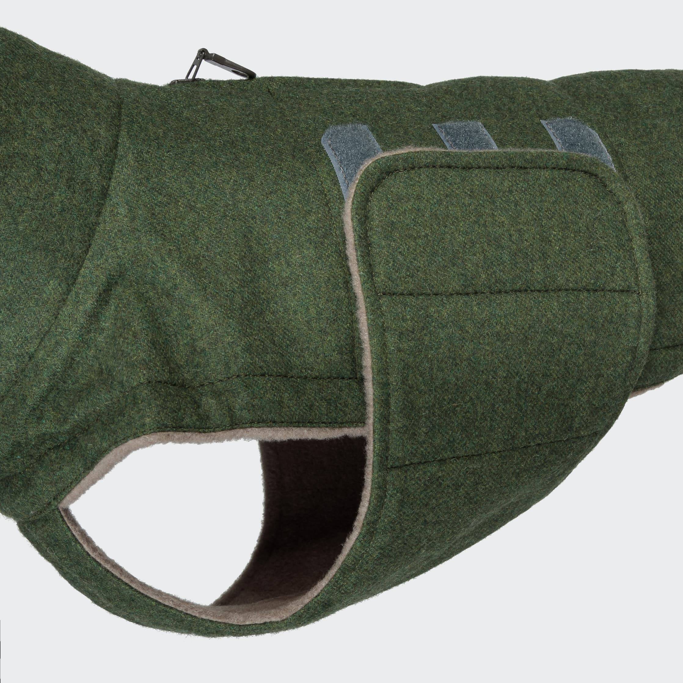 cloud7-hundemantel-brooklyn-dachshound-dackel-flannel-fern-green-Klettverschluss