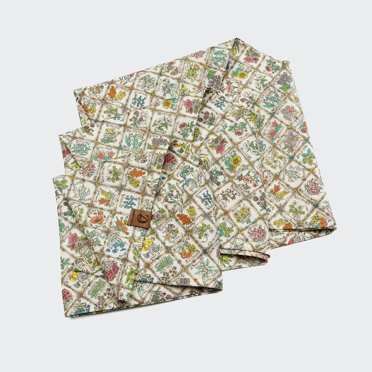 Cloud7-Hundehalstuch-Bandana-Flower-Squares-Größen