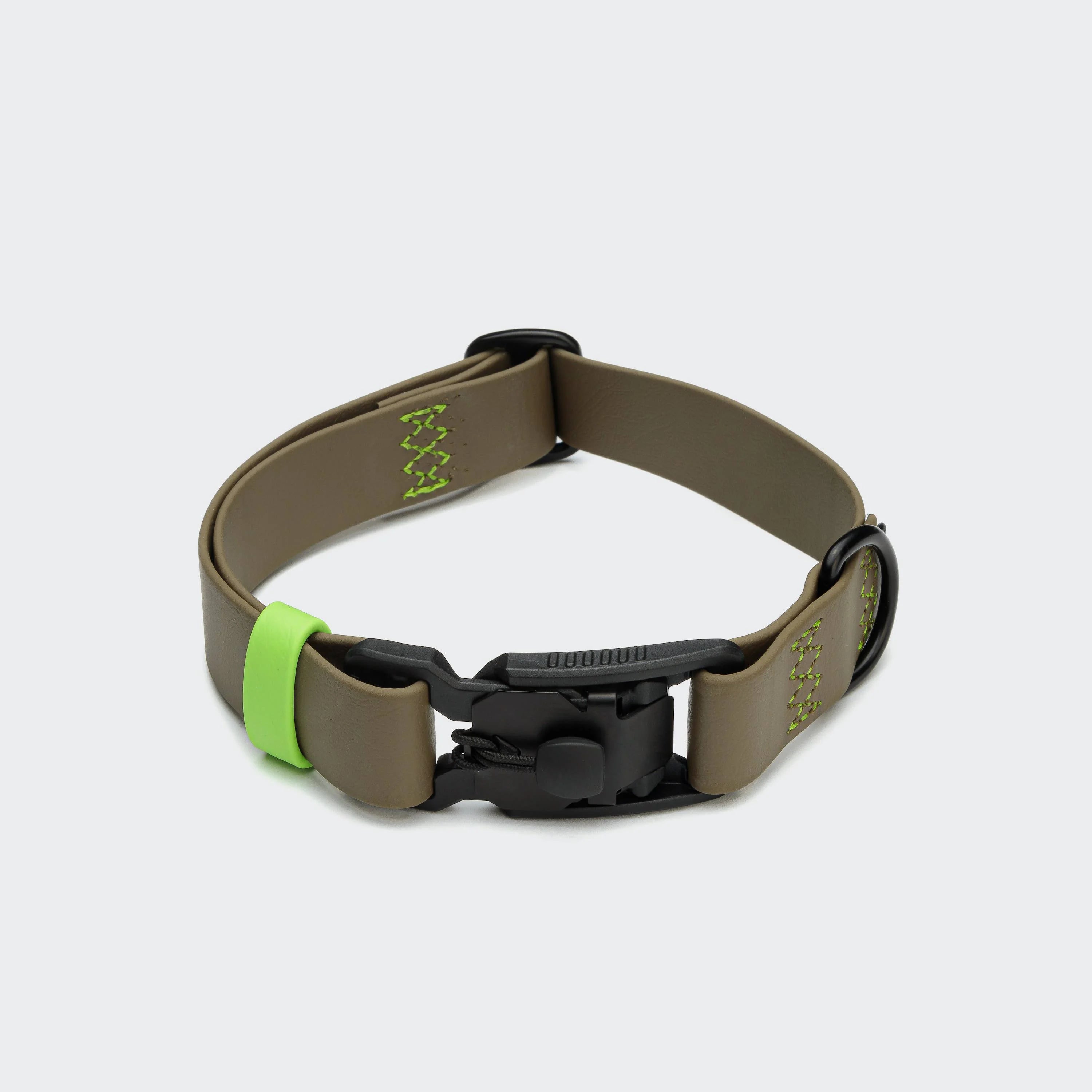 Cloud7-Hundehalsband-BioThane-Ipanema-Olive-Neongrün