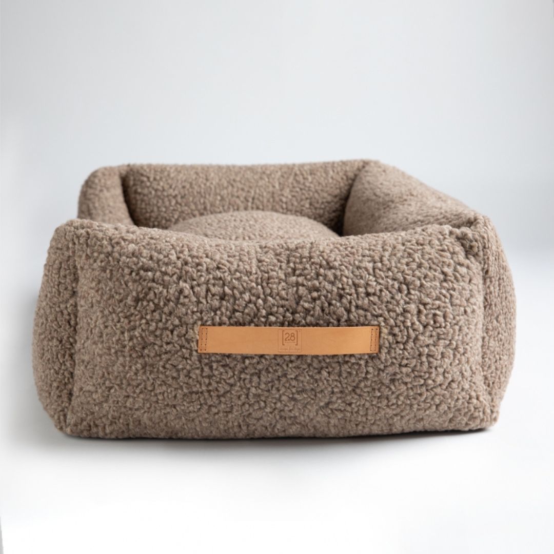2.8-duepuntootto-Hundebett-Henri-Bouclé-Wolle-Natural-Griff