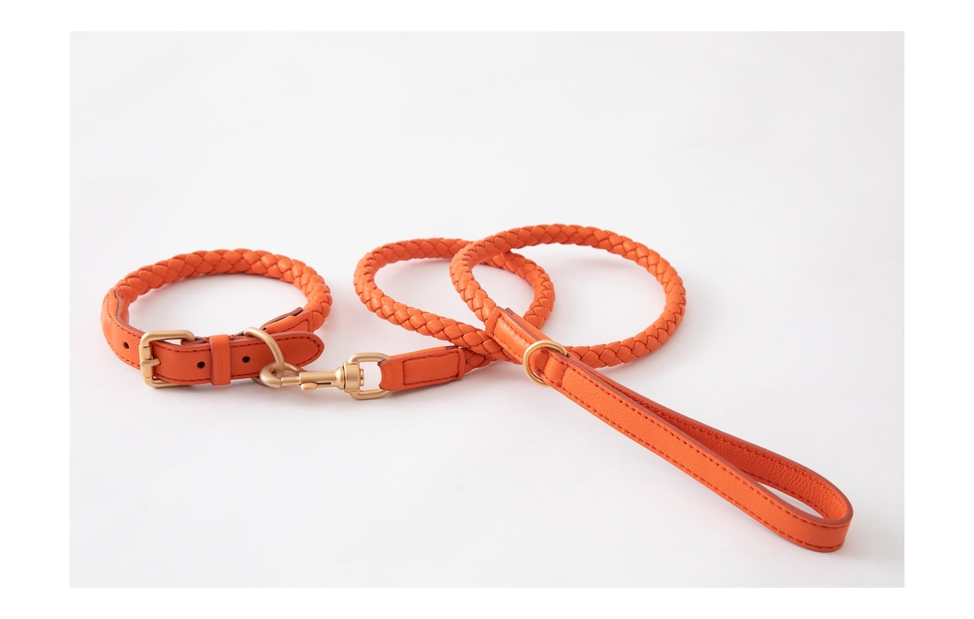 2.8-duepuntootto-ferdinando-leather-leash-hundeleine-tangerine-orange-Leine