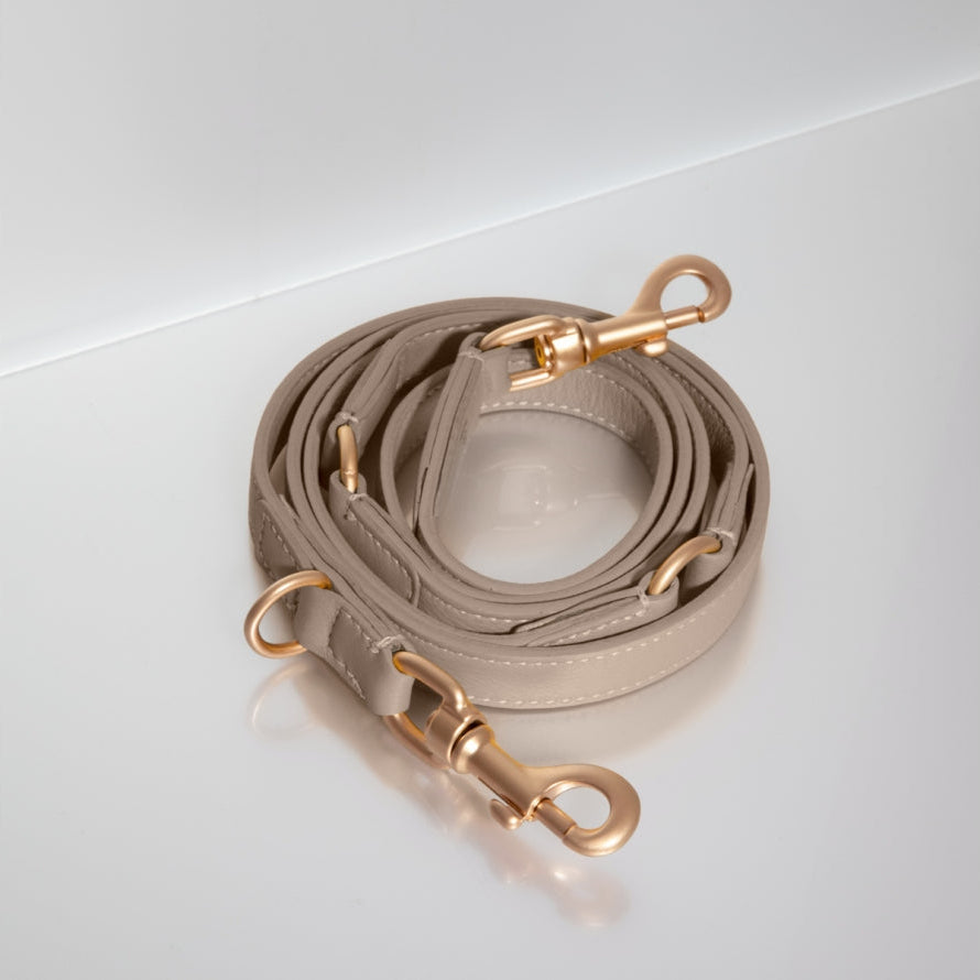 2.8-mario-lederleine-hundeleine-verstellbar-lazy-taupe-leather-leash