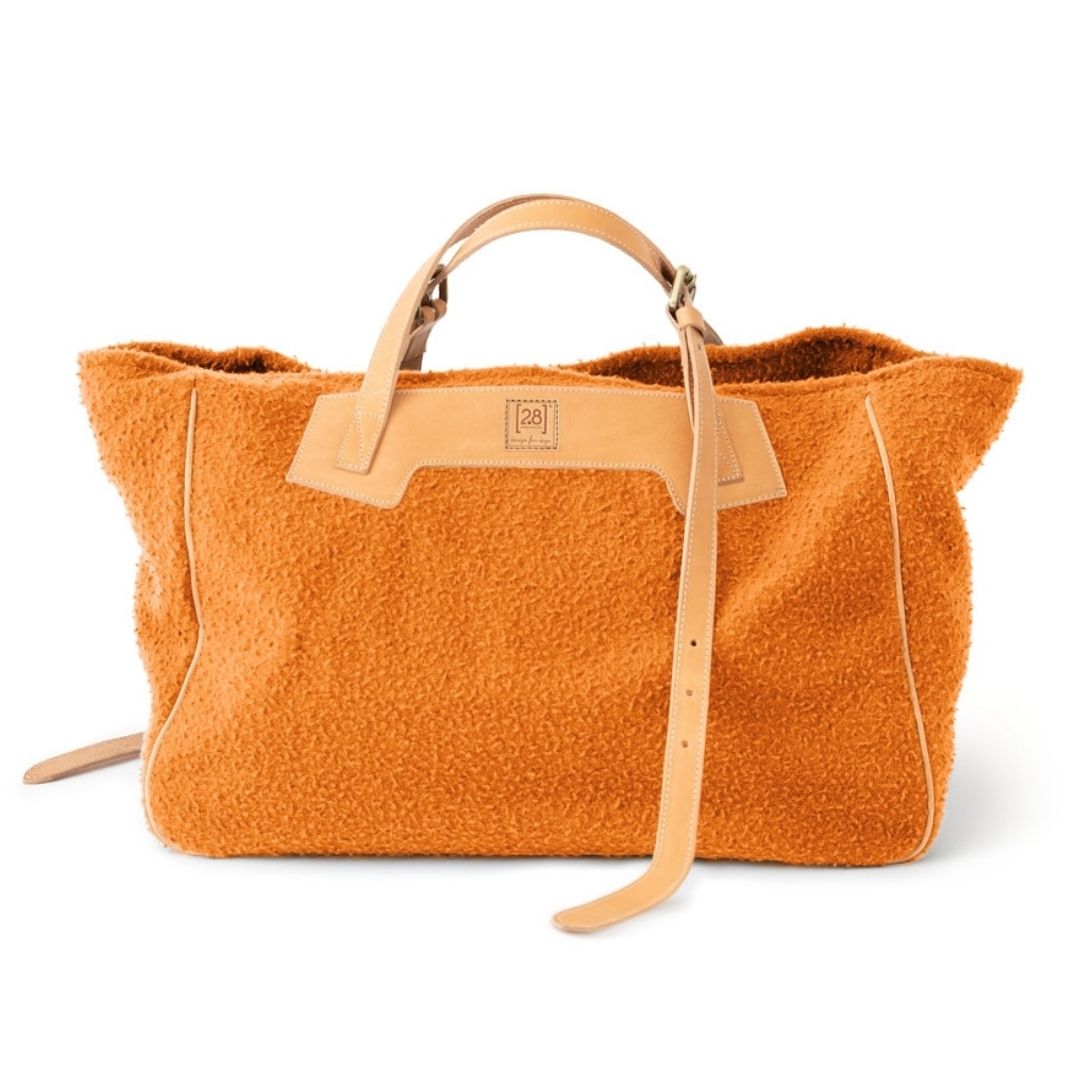 2.8-design-for-dogs-hundetragetasche-margaret-casentino-dog-bag