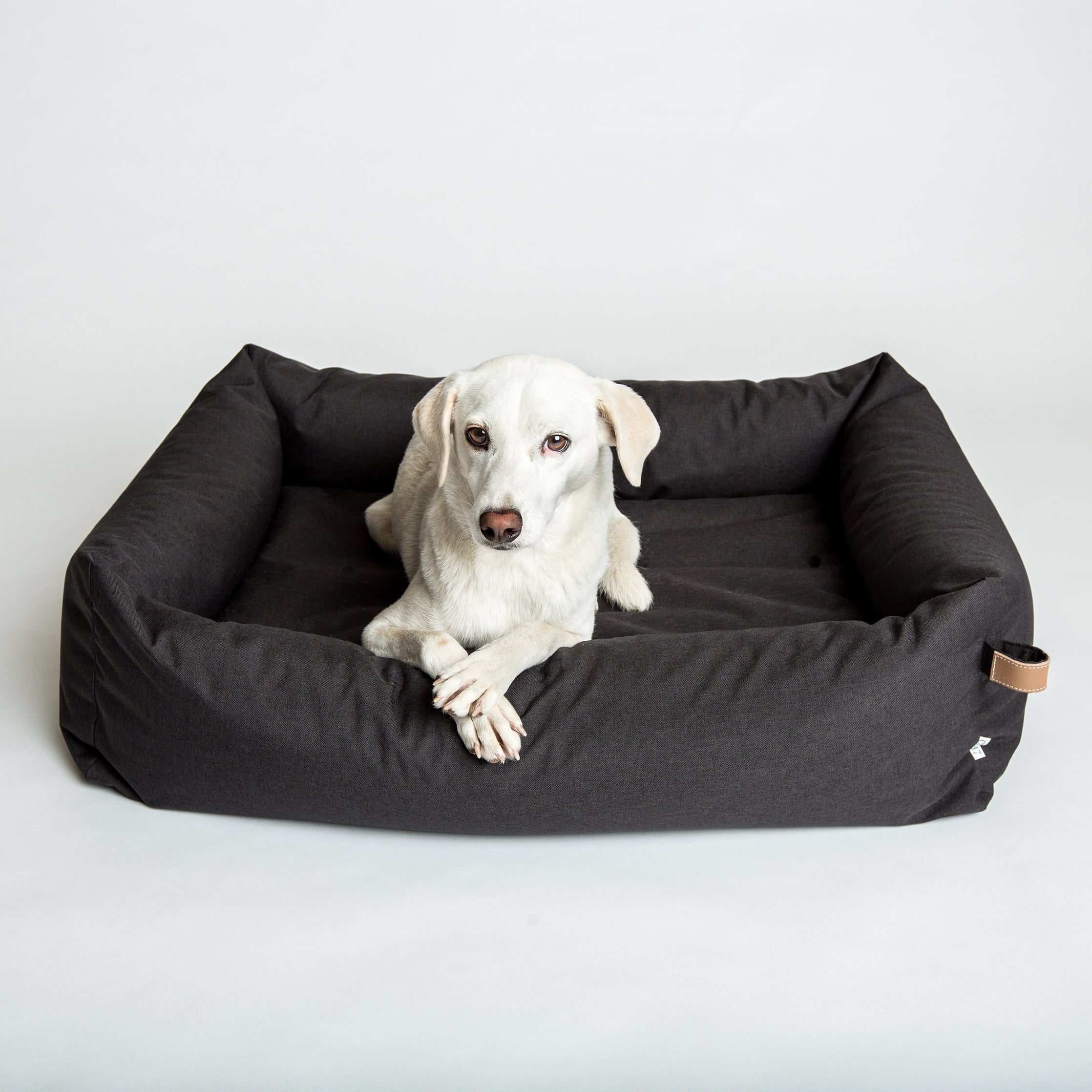 Cloud7-Hundebett-Sleepy-Deluxe-Outdoor-Graphite