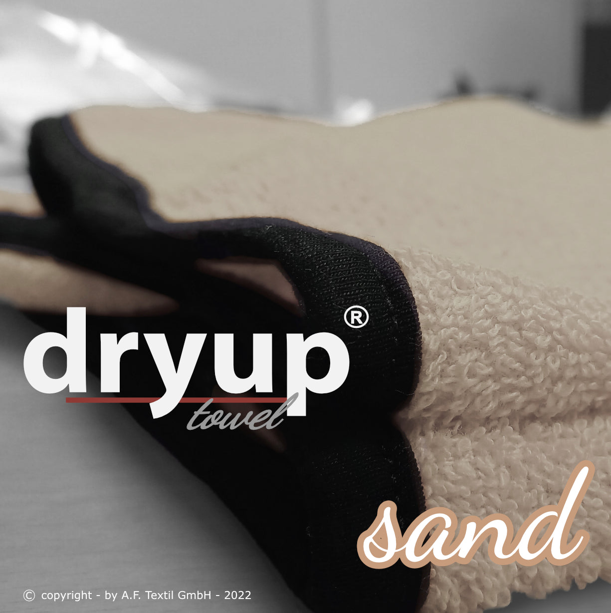 Dryup-Towel-Hundehandtuch-Actionfactory-Sand