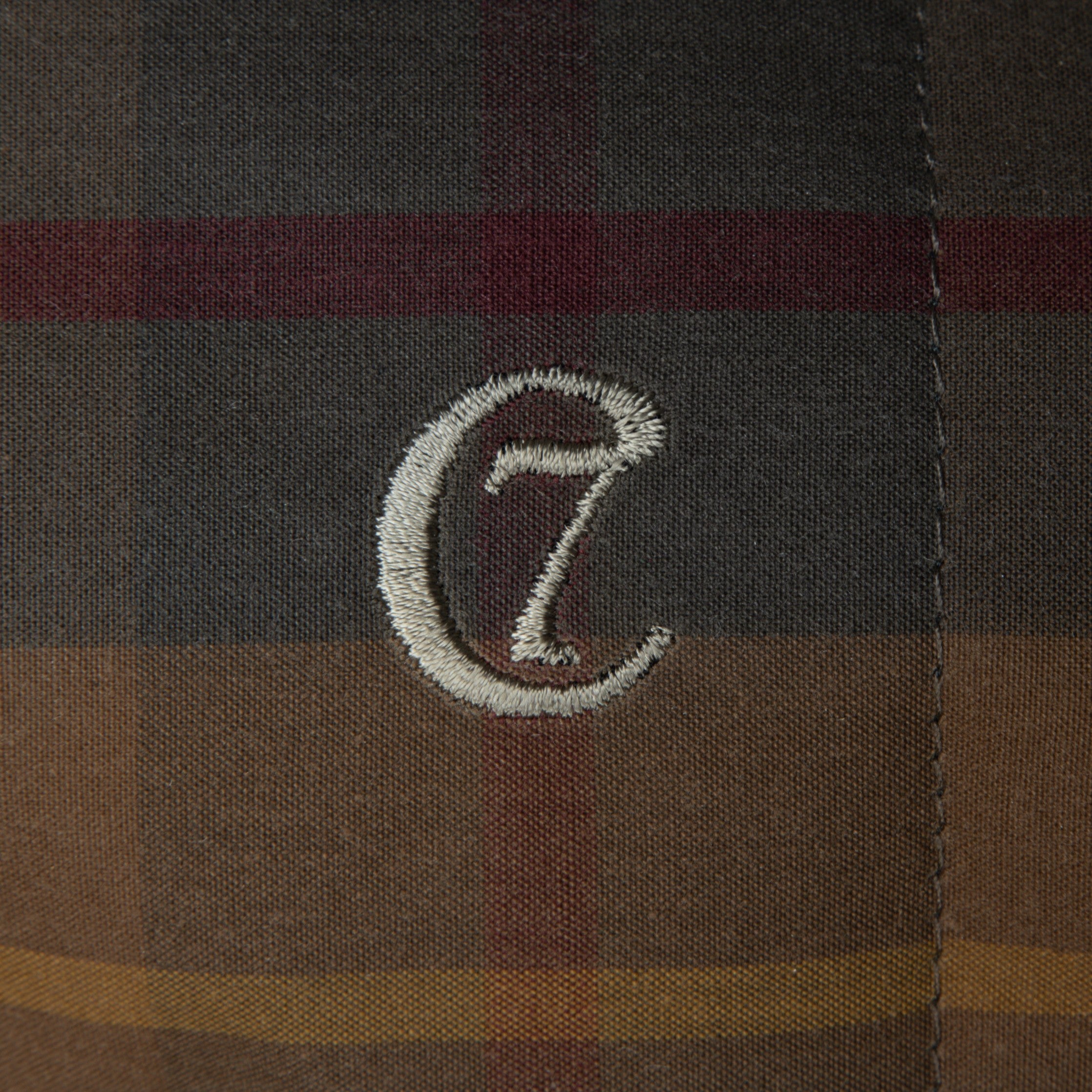 cloud7-Hundemantel-Brooklyn-Dackel-Waterproof-Waxed-Tartan-Logo