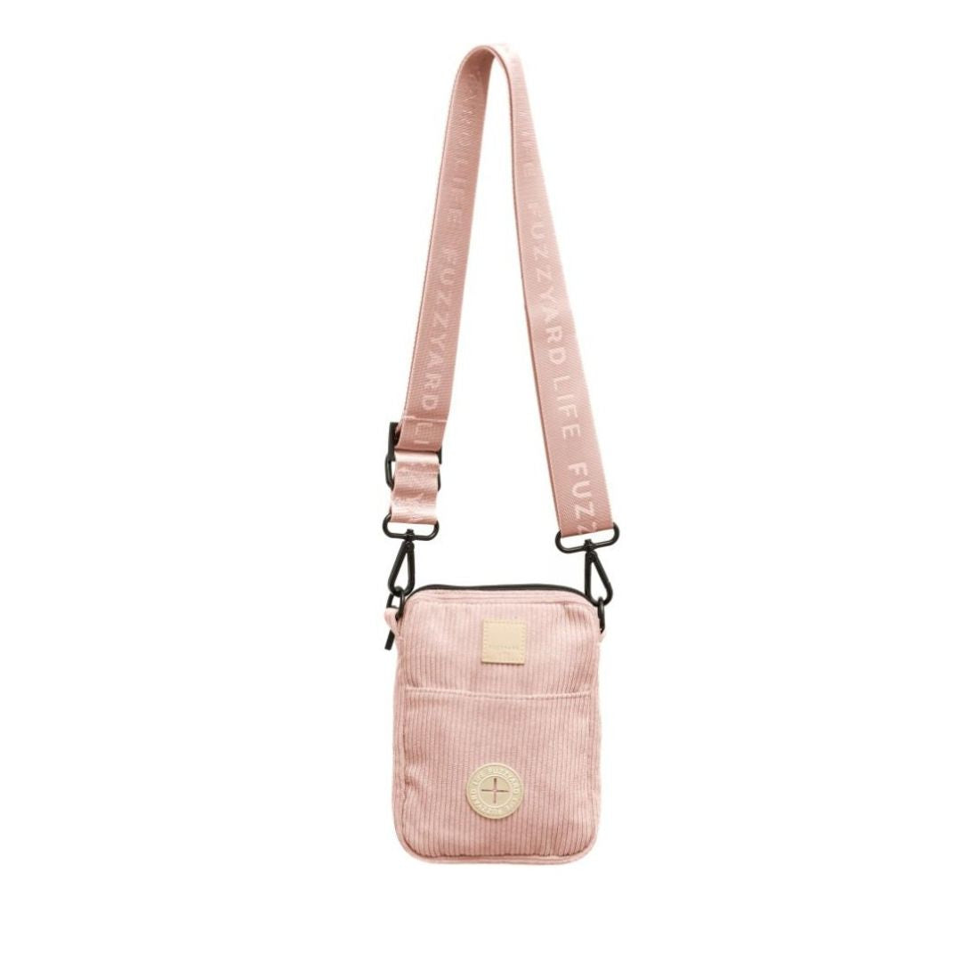 Fuzzyard-Cross-Body-Leckerlitasche-Corduroy-Soft-Blush-Gurt