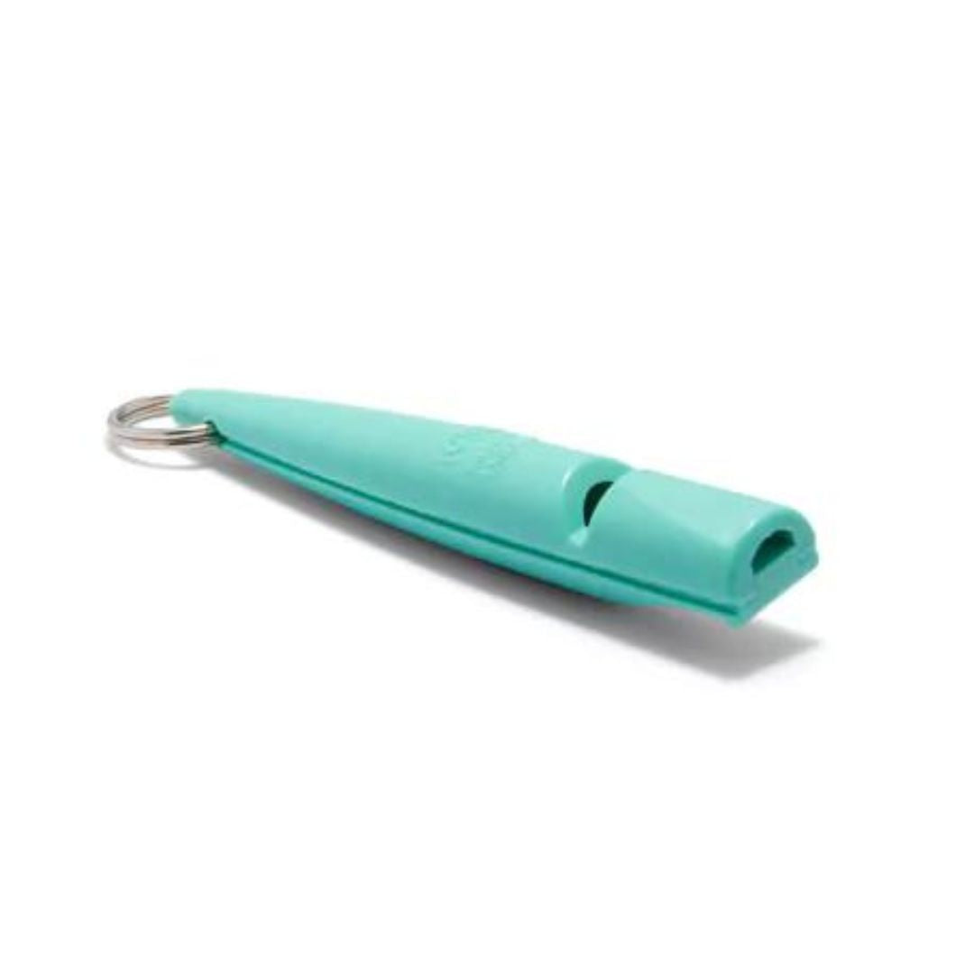 Acme-hundepfeife-no.-210-5-Turquoise-liegend