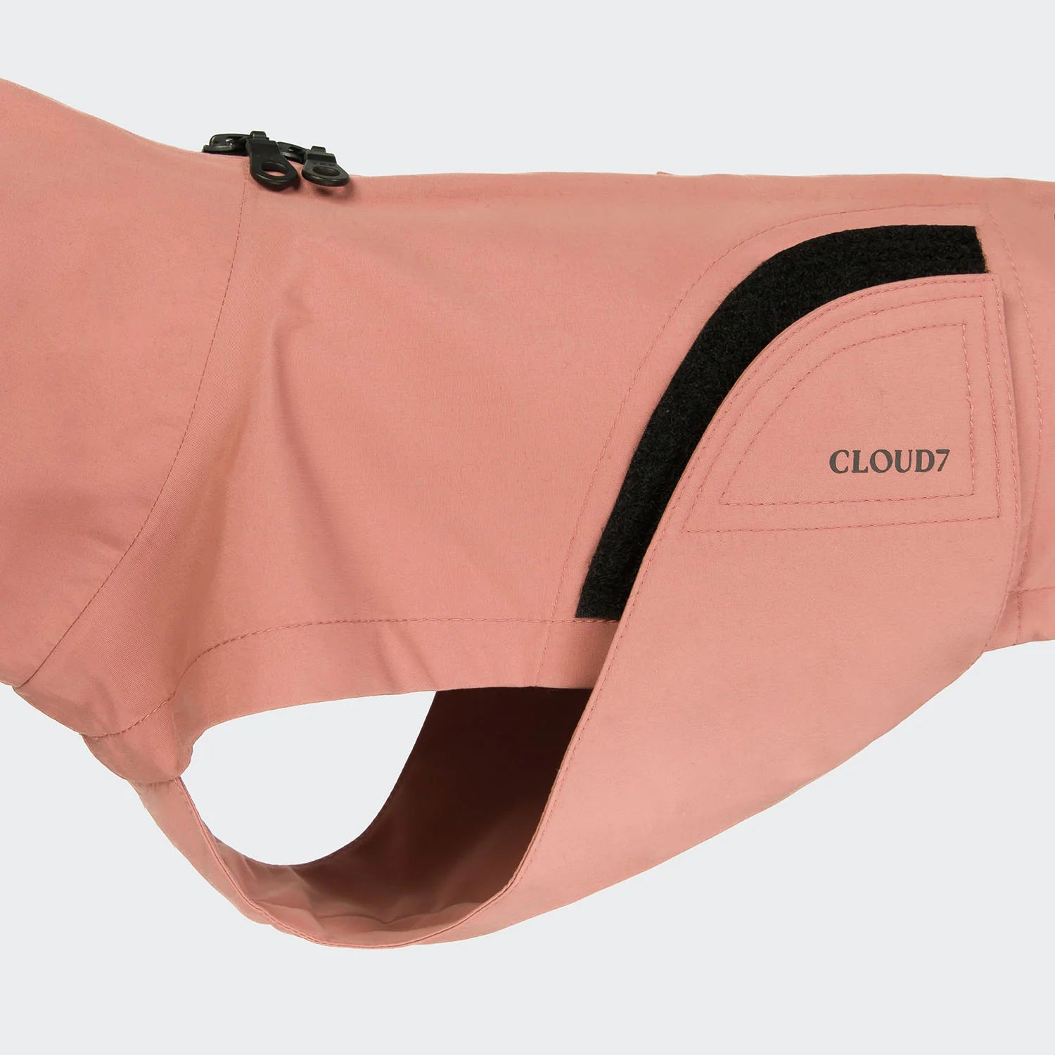 Cloud7-Hunderegenmantel-Dackel-Dublin-2.0-Faded-Rose-Logo