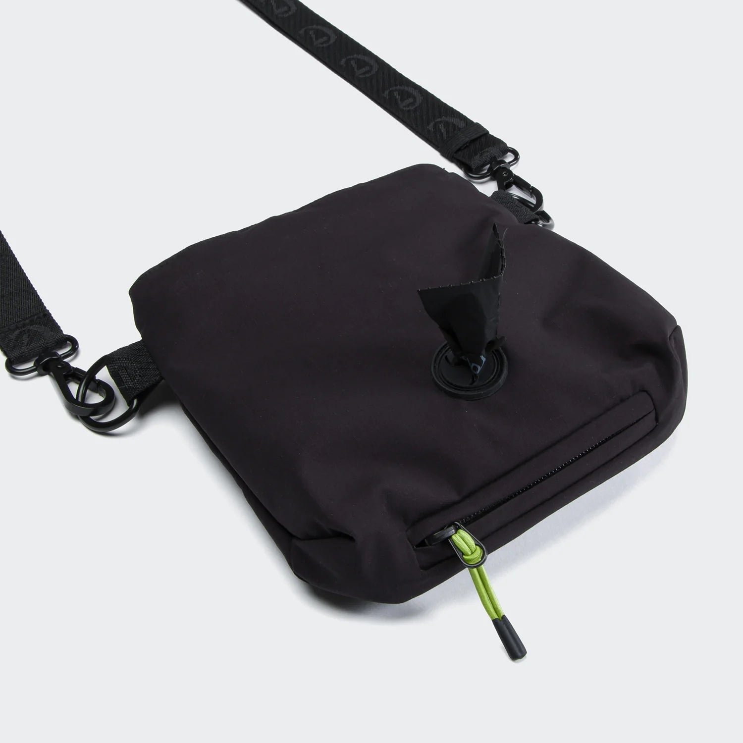 Cloud7-Leckerlibeutel-AKTIV-Black-2