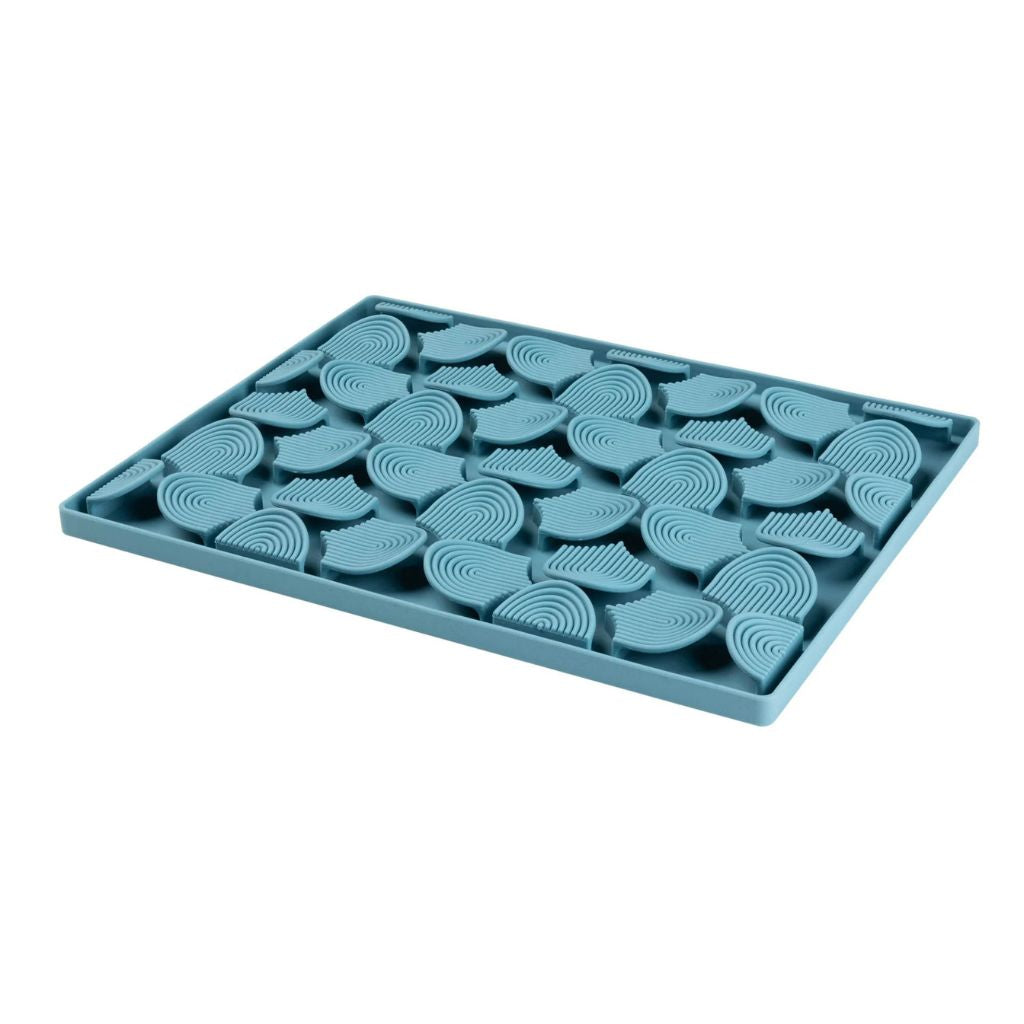 Fuzzyard-Schleckmatte-Hide-Treat-FrenchBlue-2
