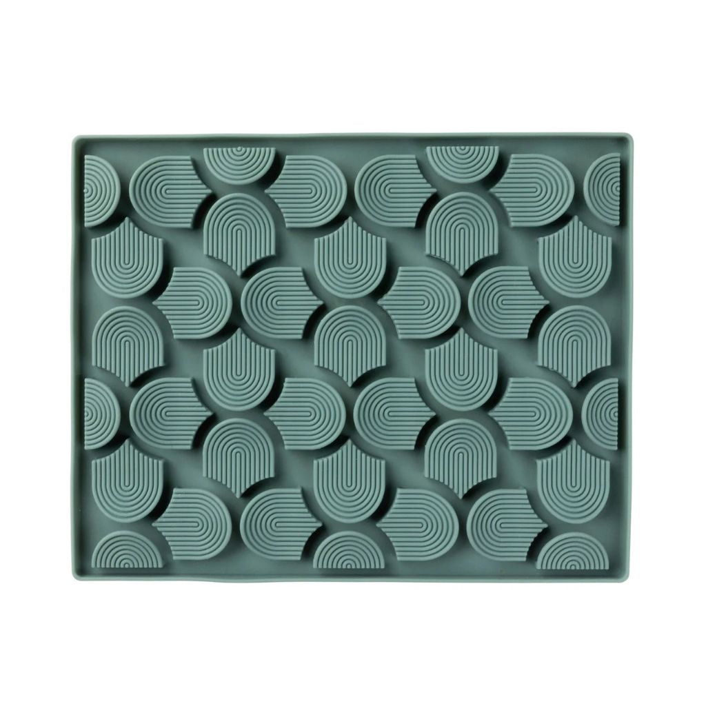 Fuzzyard-Schleckmatte-Hide-Treat-MyrtleGreen