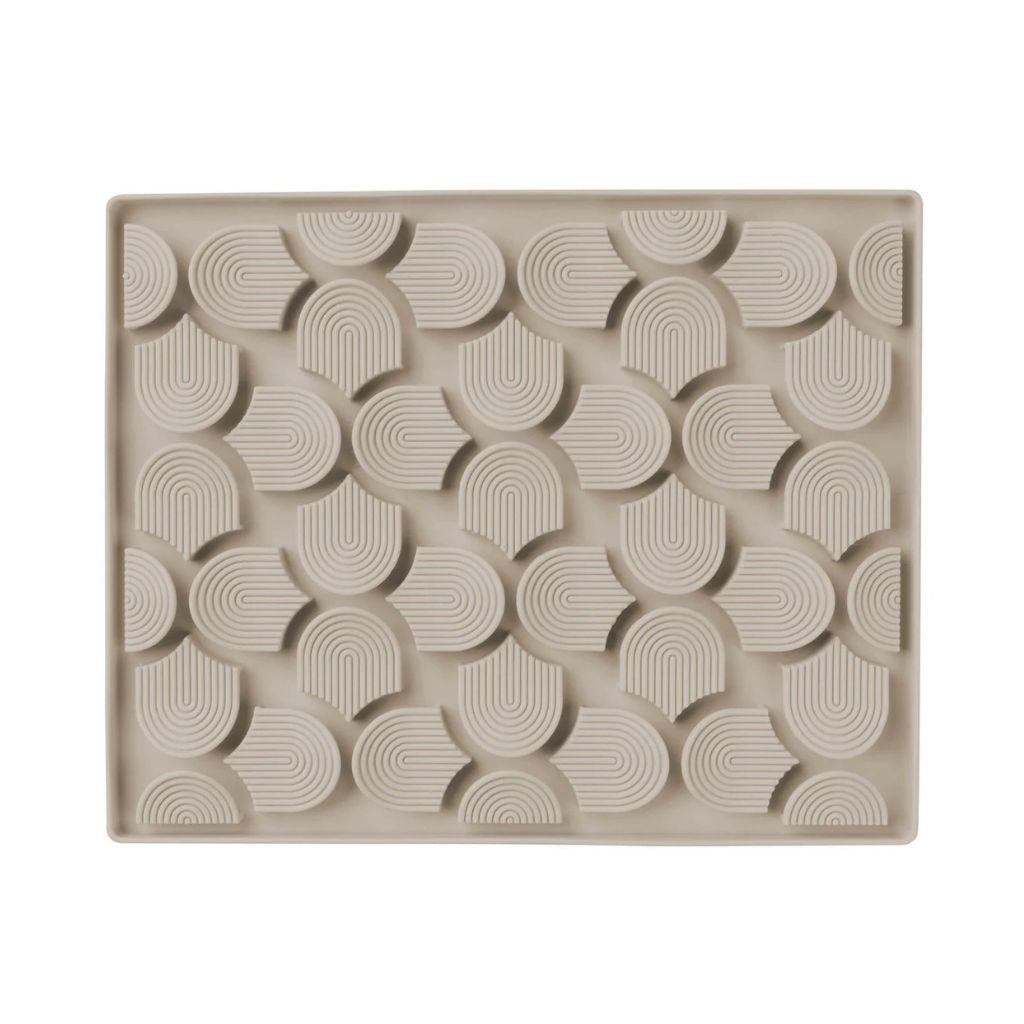 Fuzzyard-Schleckmatte-Hide-Treat-Sandstone