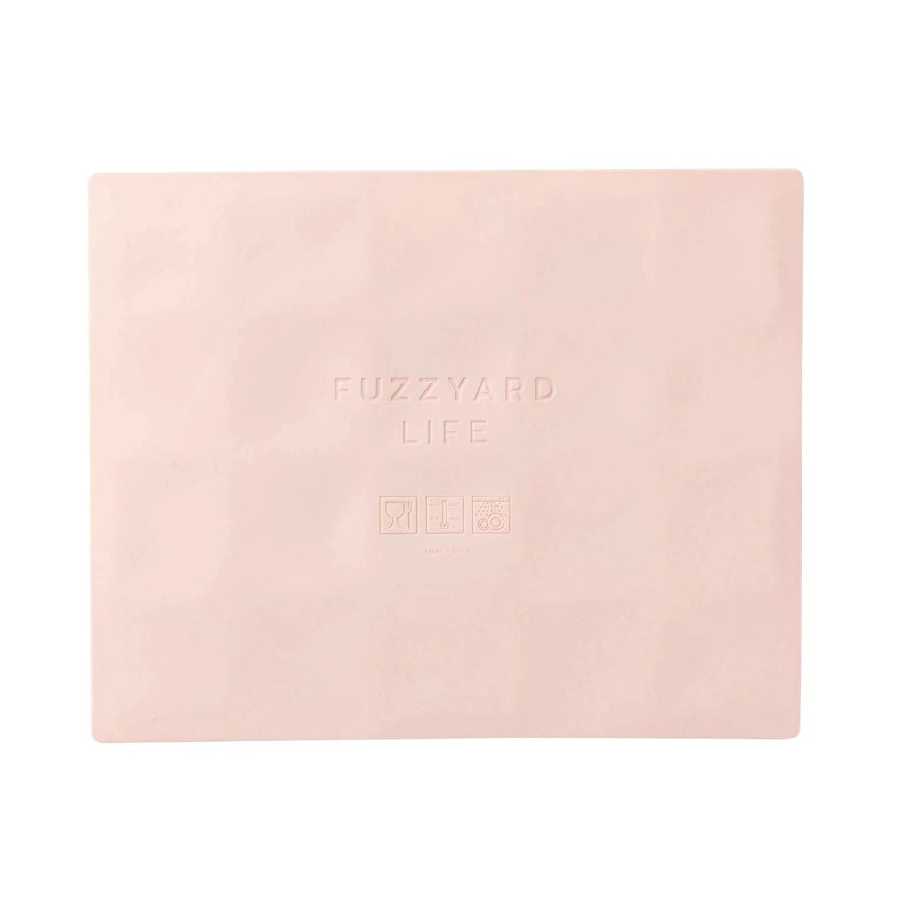 Fuzzyard-Schleckmatte-Hide-Treat-SoftBlush-4