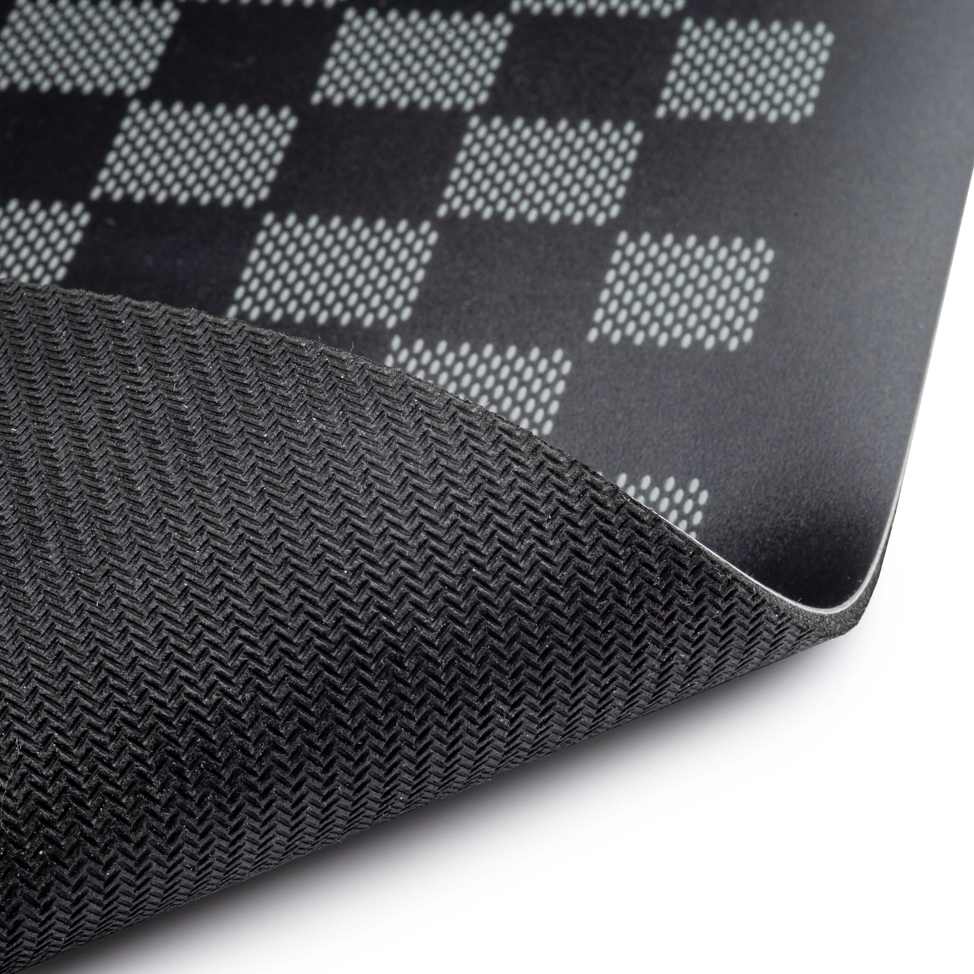 Haute-Diggity-Dog-Chewy-Vuiton-Black-Checker-Hundenapfunterlage-3