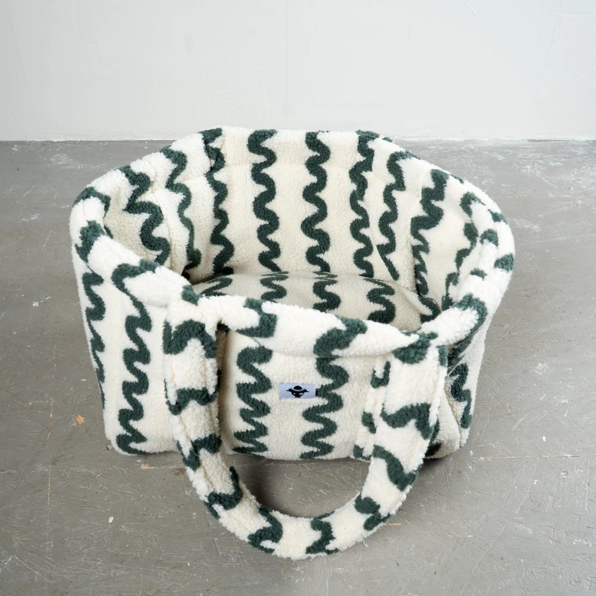 Karma-Hund-Hundetragetasche-Teddy-Shopper-Forest-Waves-6