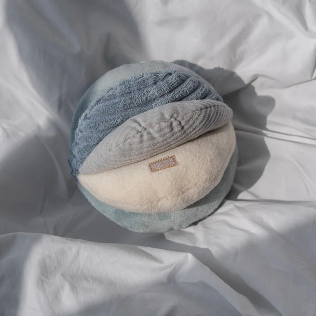 Lambwolf-Schnüffelspielzeug-Schnüffelball-Toto-Marine